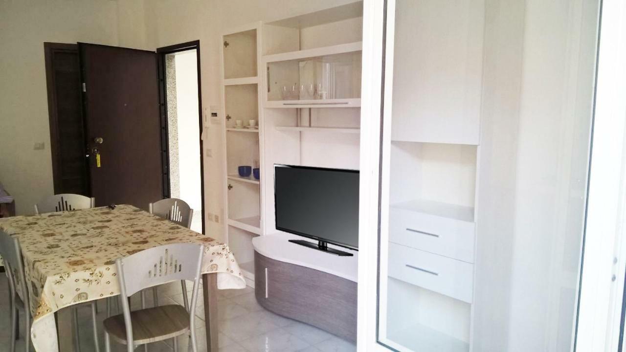 Climatizzato In Centro A 100M Dal Mare Villa Ciro Marina Ngoại thất bức ảnh