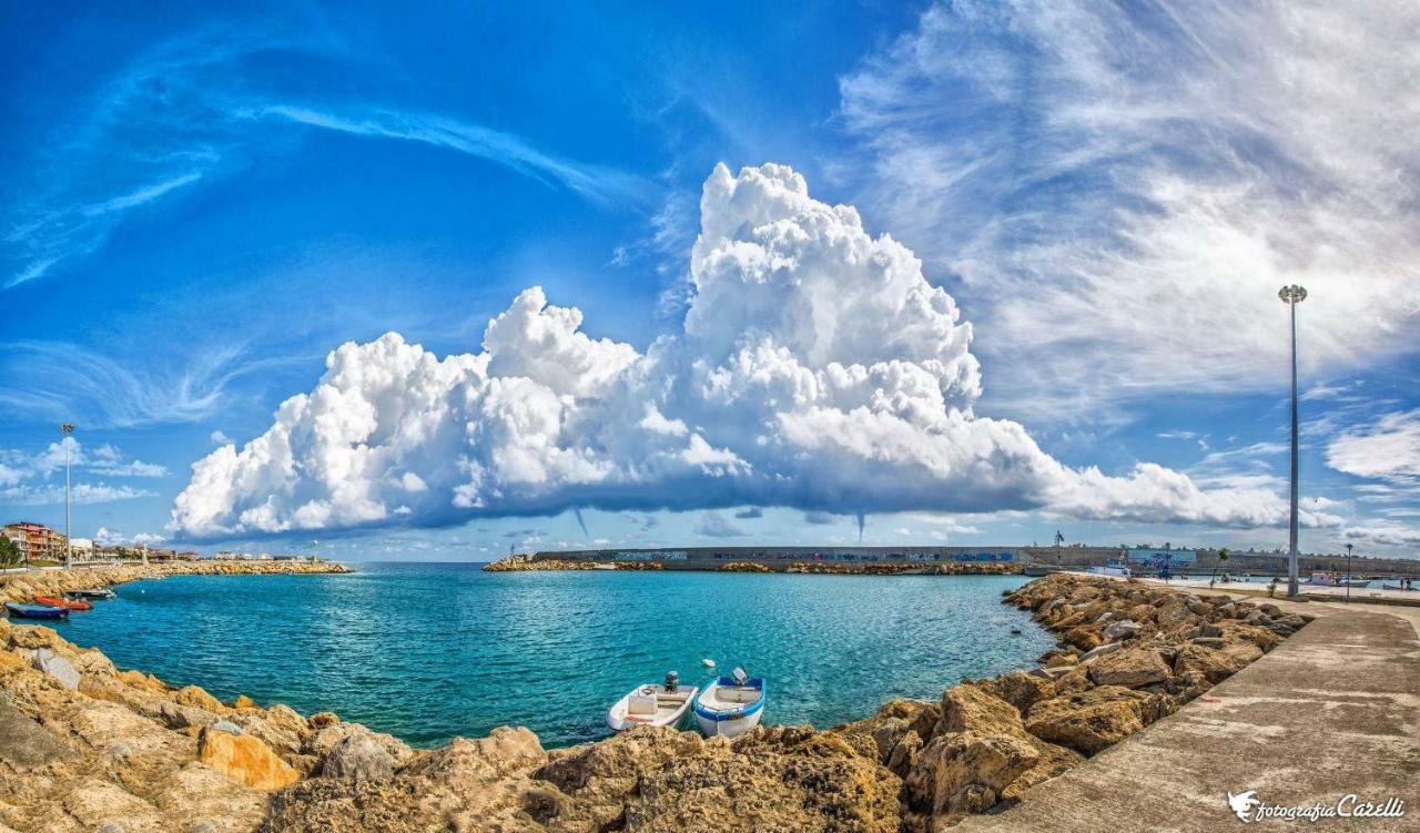 Climatizzato In Centro A 100M Dal Mare Villa Ciro Marina Ngoại thất bức ảnh